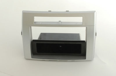 1-DIN ramme for Toyota Corolla Verso 2004-2009