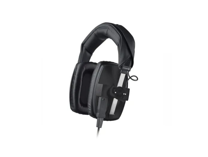 Beyerdynamic DT 100 headphones (Black/400 Ohm)