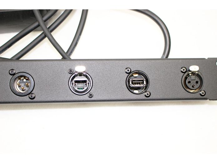 Custom Plug Panel MK2 för DJ Desk