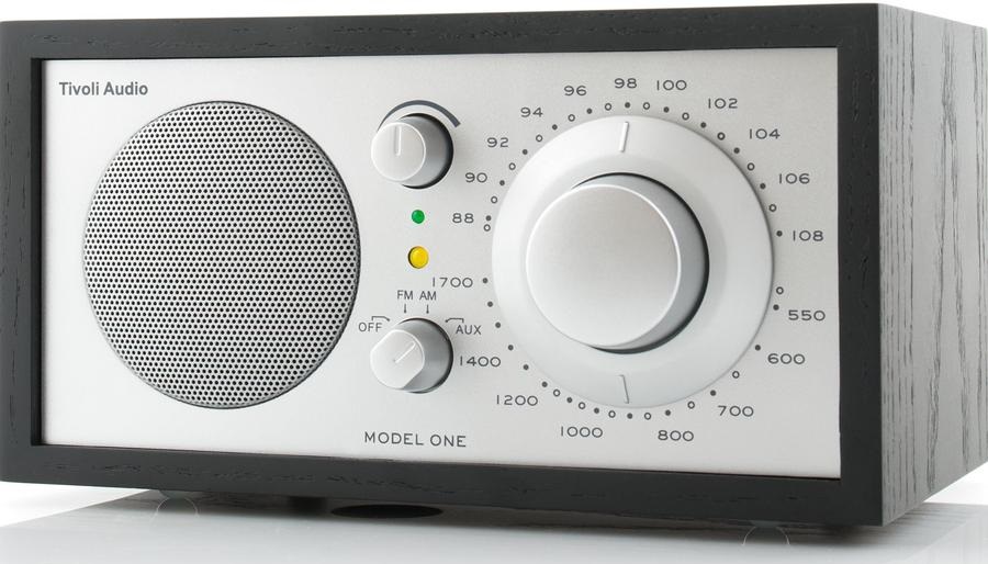 Se Tivoli Audio Model ONE Radio (Sort/Sølv) hos Drum City
